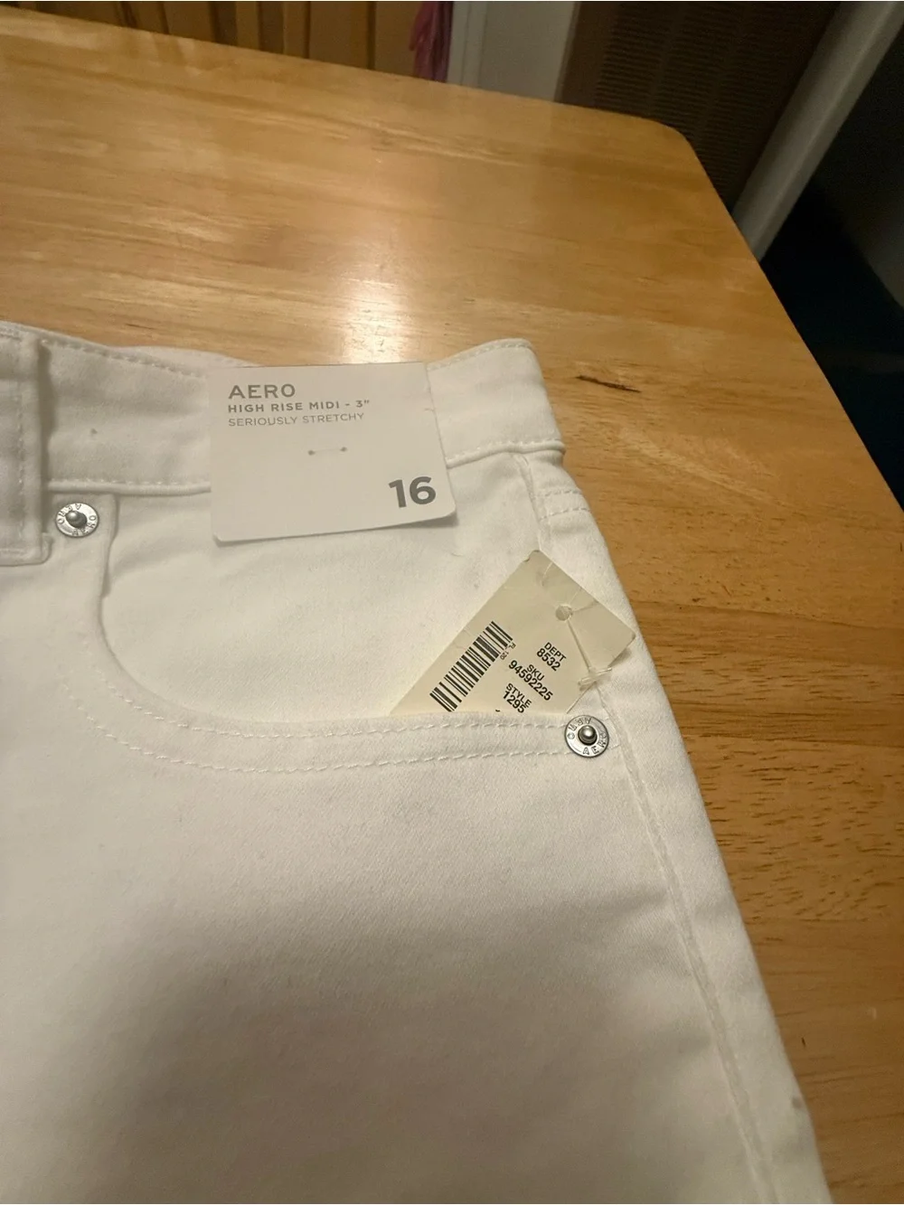 White -Jeans - Classic Slim Fit